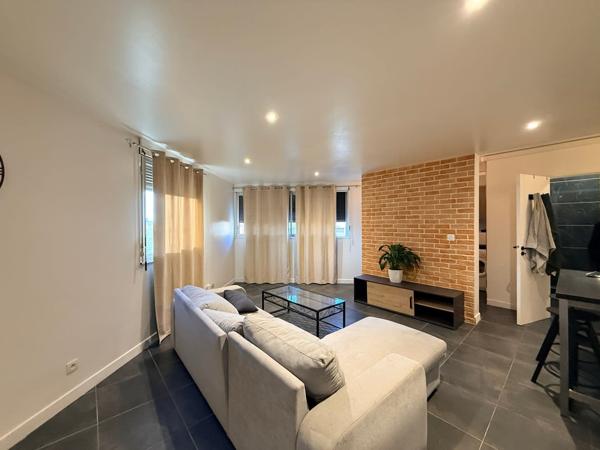 Appartement + stationnement