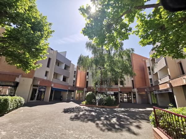 Appartement + stationnement