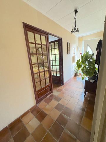 PAMIERS À VENDRE: VILLA DE PLAIN PIED DE TYPE 4 AVEC GARAGE ANNEXE ET JARDIN