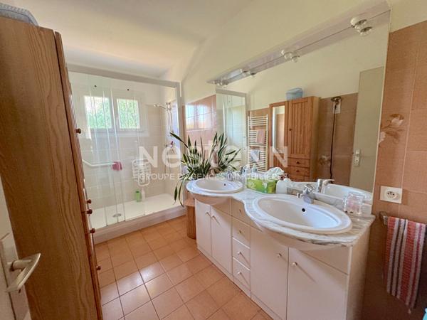 PAMIERS À VENDRE: VILLA DE PLAIN PIED DE TYPE 4 AVEC GARAGE ANNEXE ET JARDIN