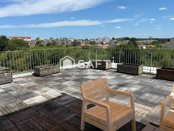 Dernier étage avec terrasse exceptionnelle de 48 m²