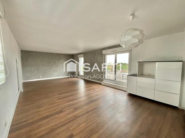 Dernier étage avec terrasse exceptionnelle de 48 m²
