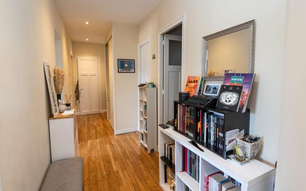 Appartement à vendre    2 pièces • 69,98 m2 Limoges