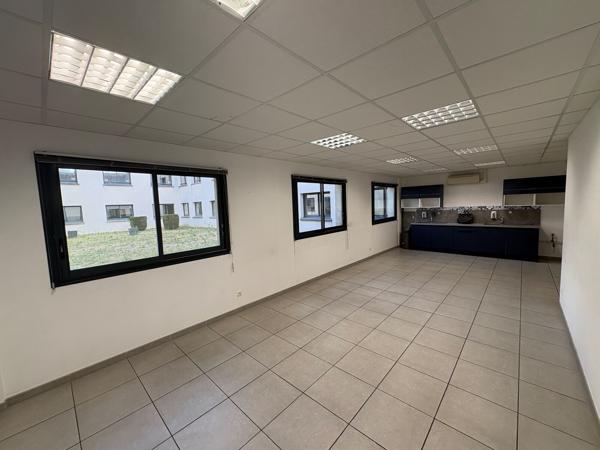 Bureaux à louer Olivet RDC PMR 140 m2
