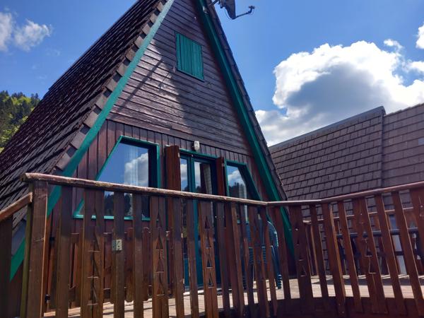 Chalet individuel avec terrasse