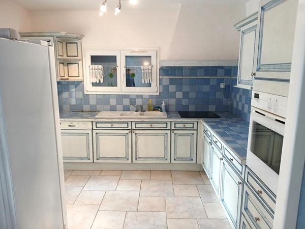 Villa T4 sur 4300m² avec piscine - Rougiers