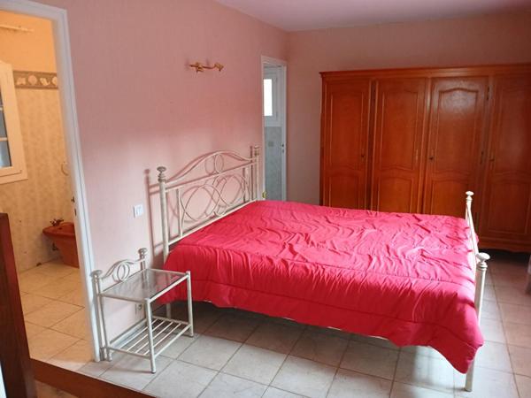 Villa T4 sur 4300m² avec piscine - Rougiers