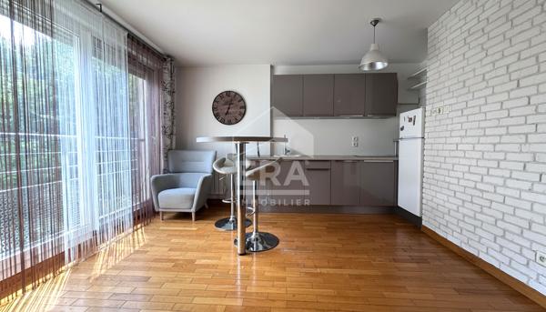 Appartement T1 à vendre à Bussy Saint Georges  32 m² et place de parking en sous sol !