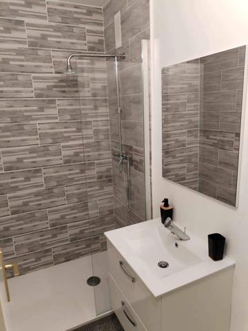 Spacieux appartement avec jardinet