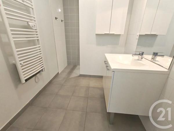 Appartement T2 à vendre  2 pièces - 69,40 m 2   VANNES  - 56