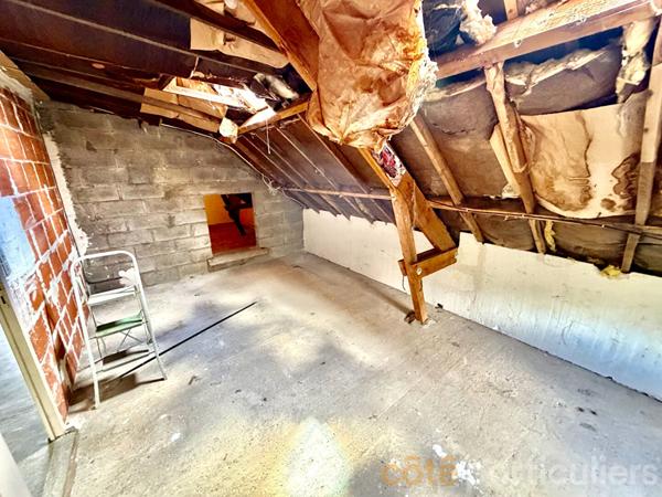 Vente
                Maison97 m² - 6 Pièces -
                    LANGUIDIC (56440)