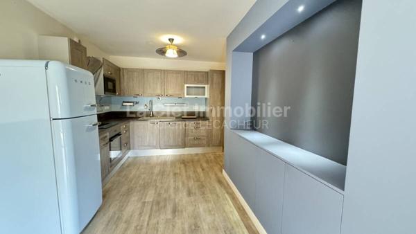 ARCACHON APPARTEMENT 91M²  T4  CENTRE-VILLE, SPACIEUX, BOX, CELLIER, PARKING EN SOUS-SOL, PMR-LA CLEF IMMOBILIER Florence Lecacheur