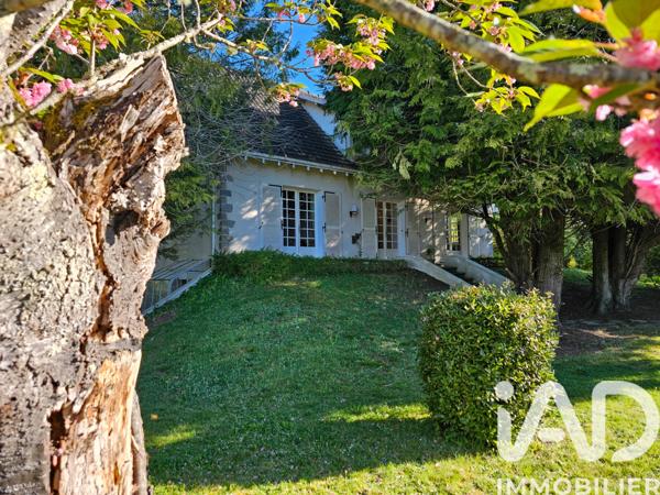 Maison à vendre 7 pièces 135,8 m² Rochechouart