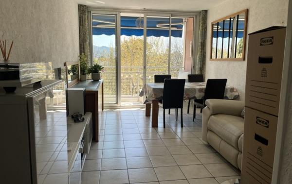 Vente Appartement P3 Traversant rénové(e) Marseille 12ème   