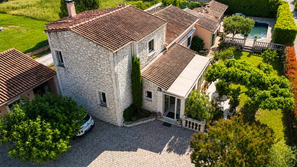 Maison Sauveterre 7 pièce 158 m2 Sauveterre