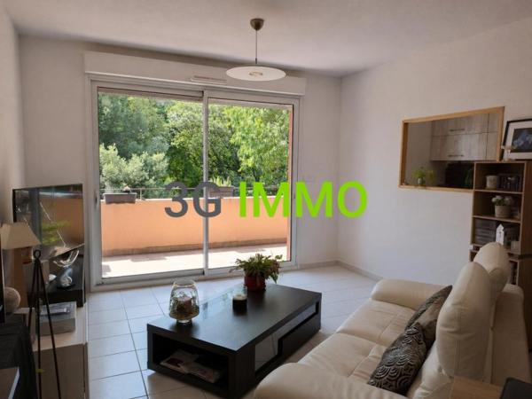 Vente / Appartement T2 à Uzès (30700)