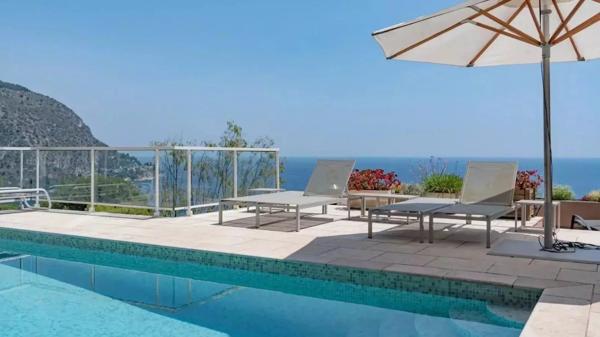 Villa contemporaine de plus de 250 m² avec vue mer panoramique - Èze Bord de Mer Eze