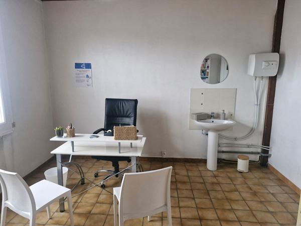 Bureaux à louer de 17 m² en rez-de-chaussée à Saint Quentin - Quartier Vermandois