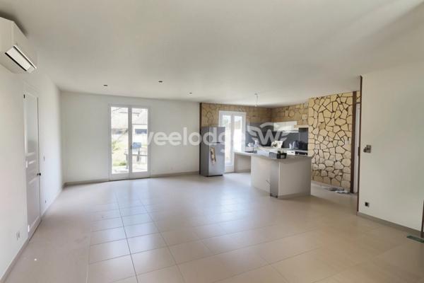 Maison à vendre 4 pièces de 89,4 m² à Saint-Martin-de-Crau