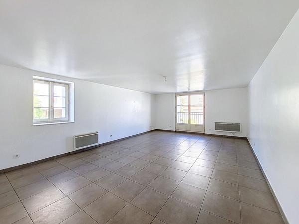 Hyères (83400) À vendre : Appartement 4 pièces à Hyères - Référence VA1265-MA0616