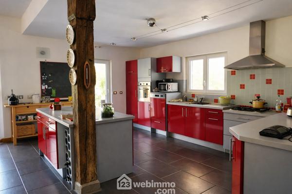 Villas 128 m² à Besse-sur-Issole 83340