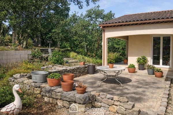 Villas 128 m² à Besse-sur-Issole 83340