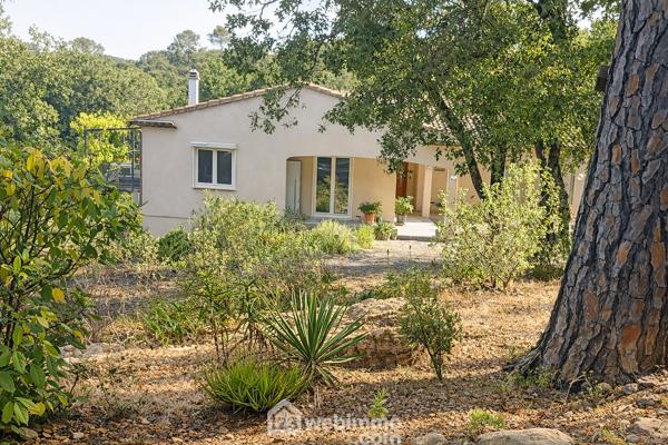 Villas 128 m² à Besse-sur-Issole 83340