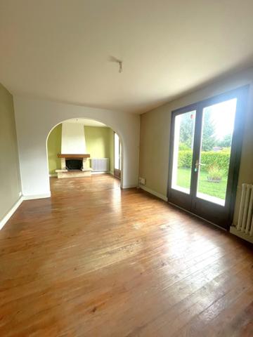 Bazas centre – Maison 87 m² sur 850 m², quartier calme, proche commerces - GIRONDE (33) - AQUITAINE