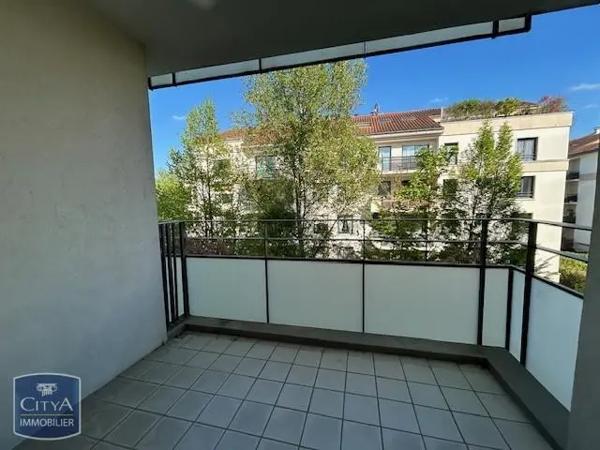 Appartement à louer 2 pièces 38.8m² Tassin-la-Demi-Lune (69160)