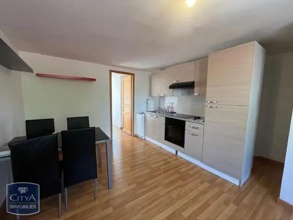 Appartement à louer 2 pièces 32.52m² Cambrai (59400)