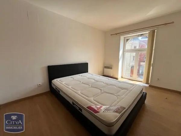 Appartement à louer 2 pièces 32.52m² Cambrai (59400)