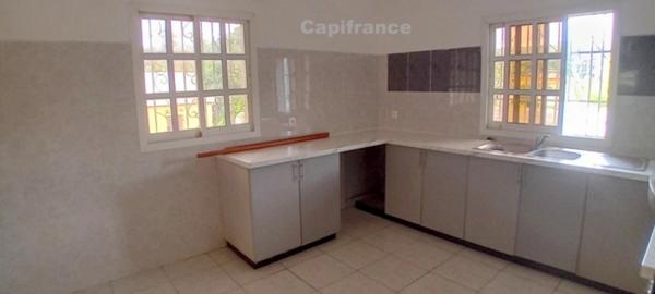 À LOUER – Appartement T3 rénové et climatisé – 98 m² – Ouangani COCONI (976)