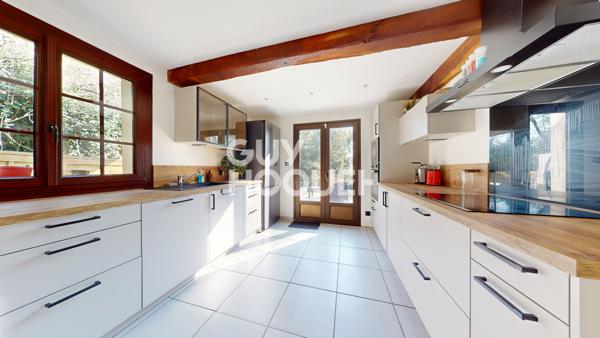 MAISON À VENDRE DE 5 PIÈCES DE 110,00 M²