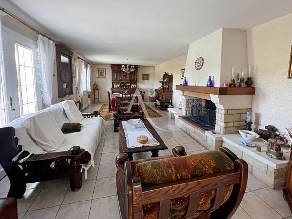 Maison avec piscine .. proche de toutes les commodités