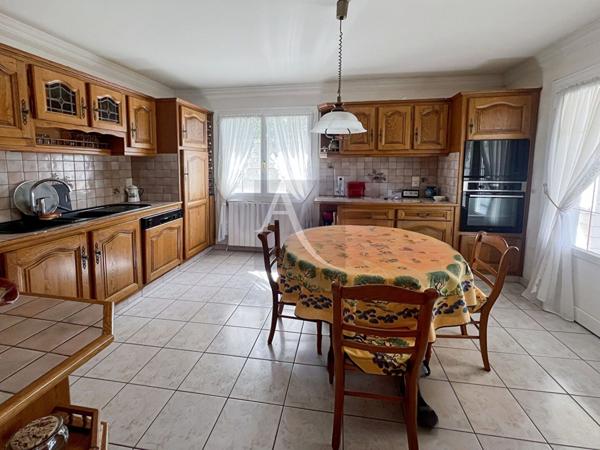 Maison avec piscine .. proche de toutes les commodités