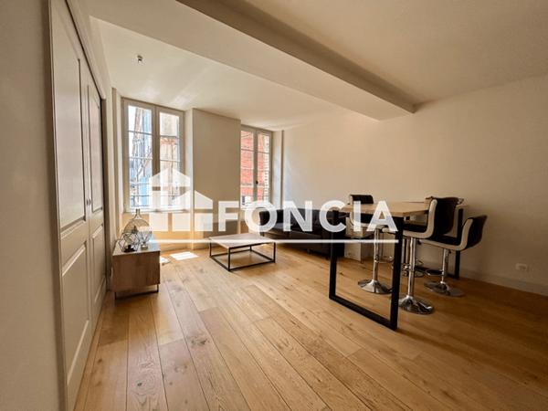 Location Appartement 2 pièces 32.6 m² - 4-6 RUE DES PENITENTS Albi 81000
