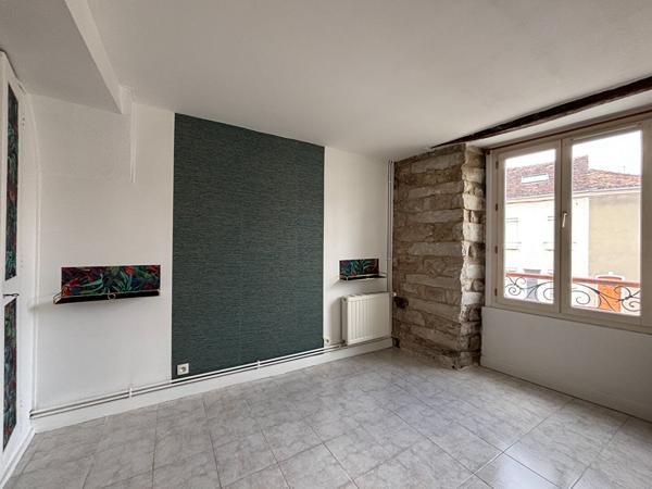 MILLY - Centre - Appartement 2 pièces de 35m²