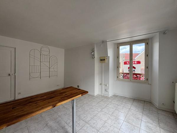 MILLY - Centre - Appartement 2 pièces de 35m²