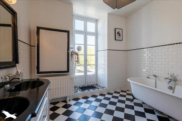 Maison à vendre |  Pons |  6 pièces | 179 m²