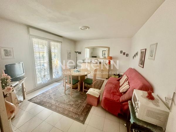 À vendre : Appartement 2 pièces à NICE, secteur Riquier