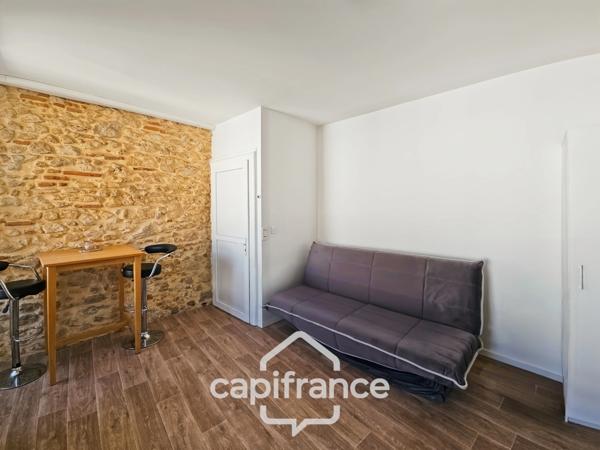 Studio meuble, proche gare, fac ifps, bus de ville