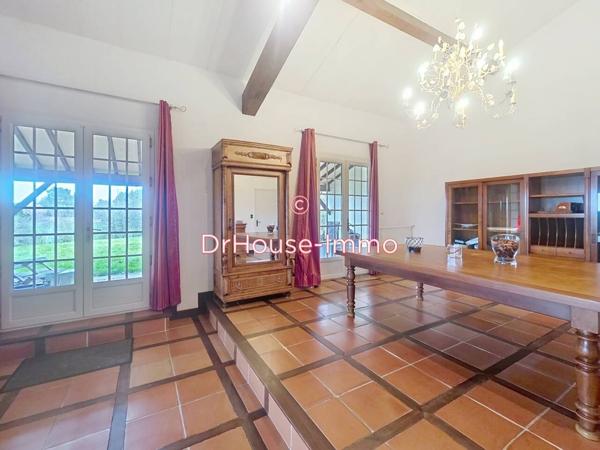 Maison à vendre 11 pièces de 266 m²