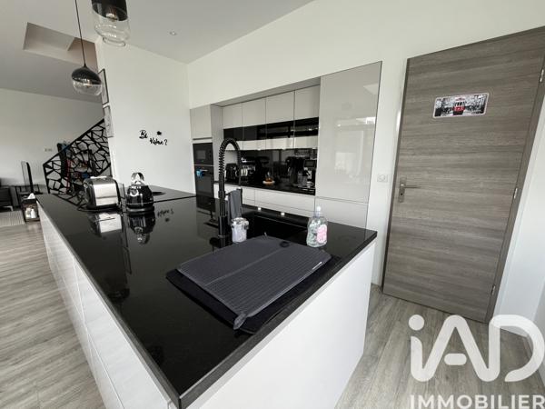 Maison à vendre 7 pièces 216 m² Belloy-en-France