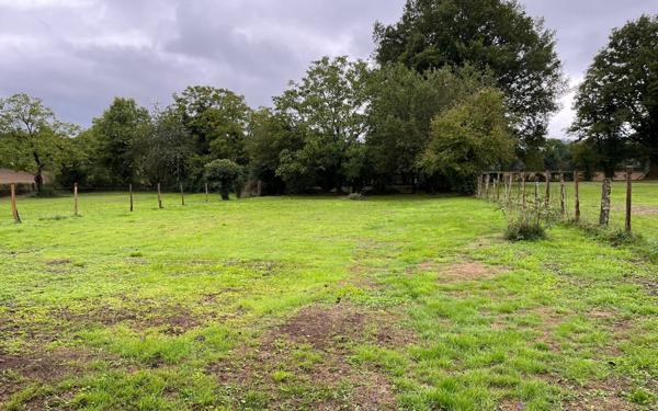 Terrain à vendre    Rochechouart