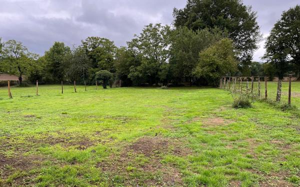 Terrain à vendre    Rochechouart