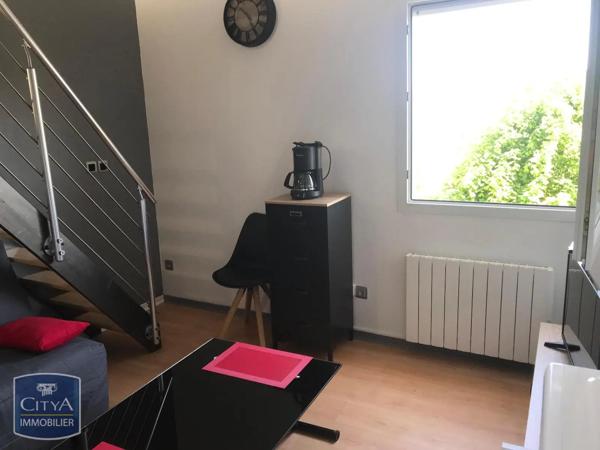 Appartement à louer 1 pièce 29.7m² Arras (62000)