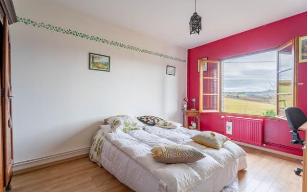 Maison à vendre    6 pièces • 125 m2 Bully