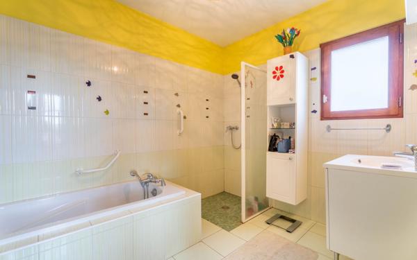 Maison à vendre    6 pièces • 125 m2 Bully