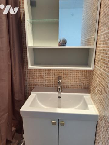 Joli petit appartement (entièrement meublé) T2 de 45,75m2 habitables (rue Fesch) à AJACCIO, en Corse