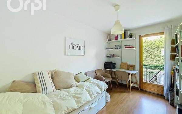 Maison à vendre    5 pièces • 157 m2 Monnetier-Mornex